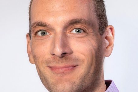 Auf einige Fragen, die die Eltern vor der &bdquo;Rentr&eacute;e&ldquo; besch&auml;ftigen, konnte uns Philippe Kloos, Regionaldirektor f&uuml;r die Grundschulen der Region Sanem, Antworten liefern