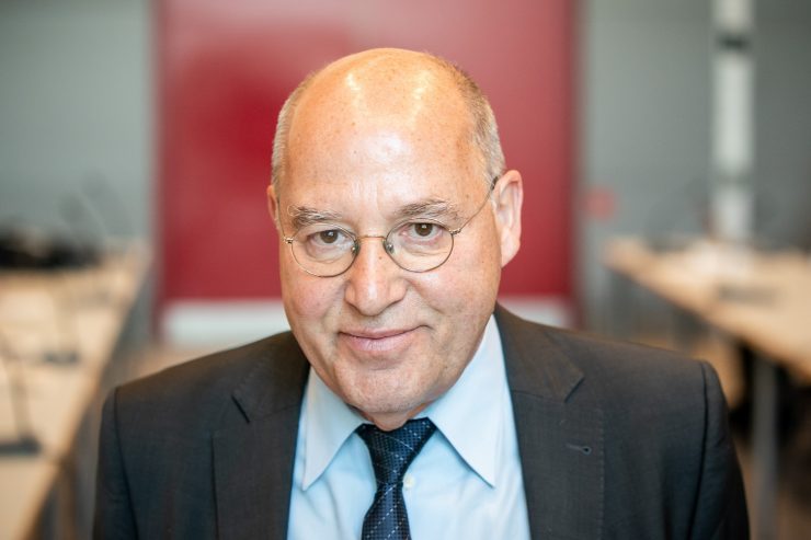 Kopf des Tages / Ex-Linken-Fraktionschef Gregor Gysi ist jetzt außenpolitischer Sprecher