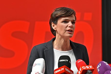 Österreich / Mitglieder stärken SPÖ-Chefin Pamela Rendi-Wagner