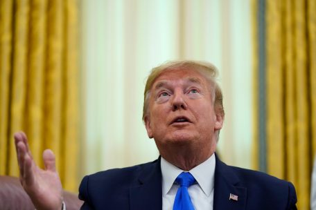 Iran-Konflikt / US-Kongress will Trump an die Leine legen