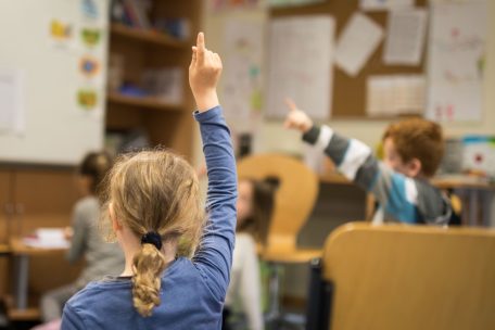 Experten erzählen / Wie das Codieren in der Grundschule gelingen kann