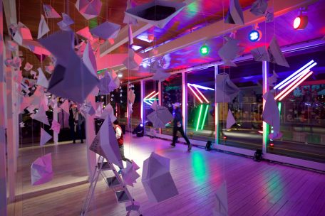 Au Casino &ndash; Forum d'art contemporain le personnel essaie de donner la possibilit&eacute; au public de d&eacute;couvrir les lieux &agrave; son propre rythme