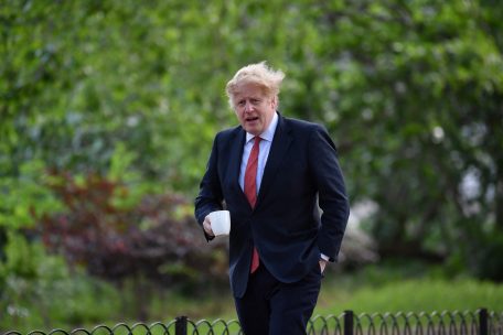 England / Boris Johnson kündigt geringfügige Lockerung des Corona-Lockdowns an