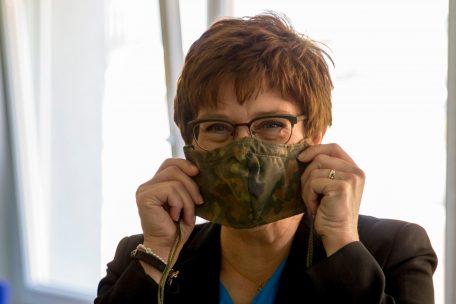 Deutschland / Die CDU-Vorsitzende Annegret Kramp-Karrenbauer über die Zeit nach Corona