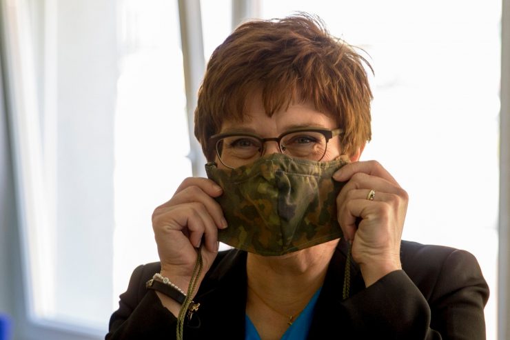 Deutschland / Die CDU-Vorsitzende Annegret Kramp-Karrenbauer über die Zeit nach Corona