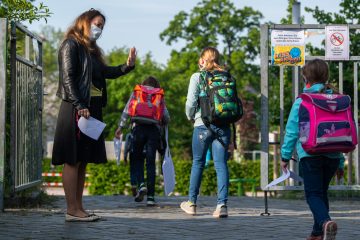 Offener Brief an Regierung / Organisatorische Probleme: Gewerkschaften fordern Taskforce für Schuleröffnung