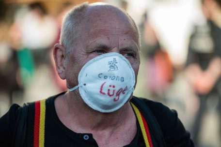 Deutschland / Rechte Szene macht für Corona-Demos mobil