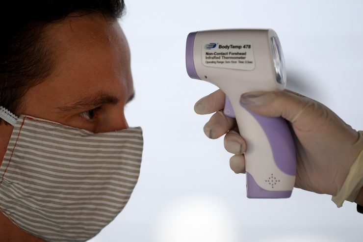 Fußball  / In der englischen Premier League gibt es sechs Corona-Fälle