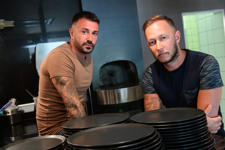 Pizza im Wartesaal / Restaurant Stella Rosa will keine Wiedereröffnung um jeden Preis