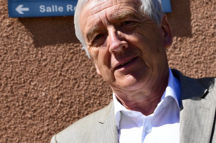 Belgischer Bürgermeister / Josy Arens, Abgeordneter und Bürgermeister von Attert: „Ma wou si mer drun!?“