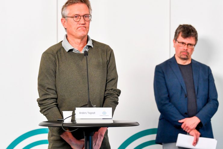 Schweden / Zu viele Tote, aber wenig Erkenntnisse: Leise Selbstkritik auf dem Sonderweg