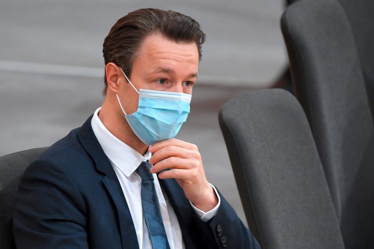 Wiederaufbauplan / EU-Parlament und Finanzminister nicht zufrieden