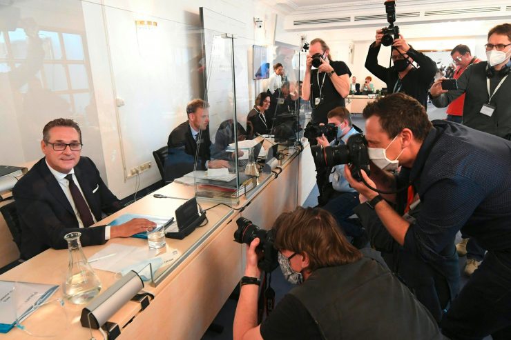 Österreich / Ibiza-Untersuchungsausschuss: Wurde die Kanzlerpartei von ihr nahestehenden Ermittlern begünstigt?