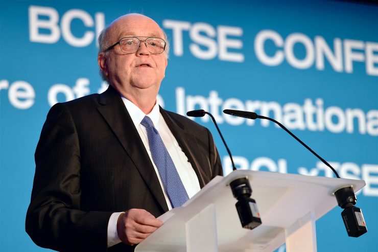 Zentralbank-Chef / „Ohne die Wirtschaftshilfen wären wir jetzt in der totalen Katastrophe“