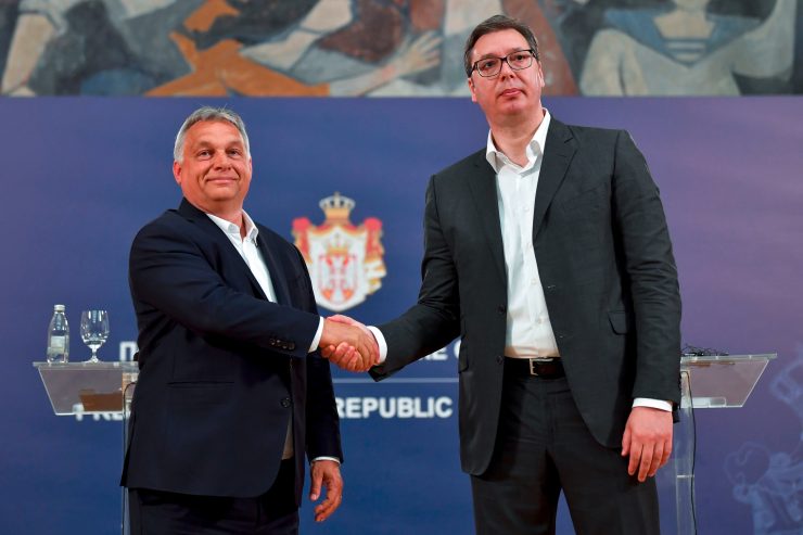 Serbien / Nationalpopulistischer SNS winkt bei Parlamentswahl ein weiterer Triumph