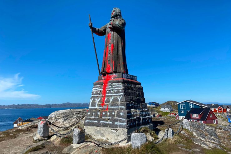 Attacken auf Monumente / Grönland und das dänische Kolonialerbe: Die alte Wut der Inuit