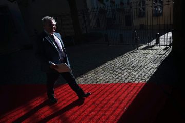 Merde alors! / Neue Biografie über Jean Asselborn: „Es sich selbst beweisen – und den anderen erst recht“