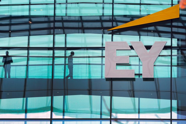 Prüfgesellschaft / Ernst & Young gerät in Wirecard-Skandal massiv unter Druck