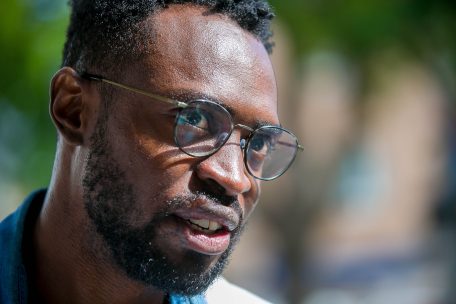 Serie: Rassismus in Luxemburg / Kopfschüsse, Leidenschaft und ein neues Leben in Luxemburgs Kunstmilieu