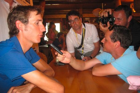 Pressekonferenz am Ruhetag: Andy k&uuml;ndigt an, nach dem Wei&szlig;en Trikot auch das &bdquo;Maillot jaune&ldquo; zu holen&nbsp;