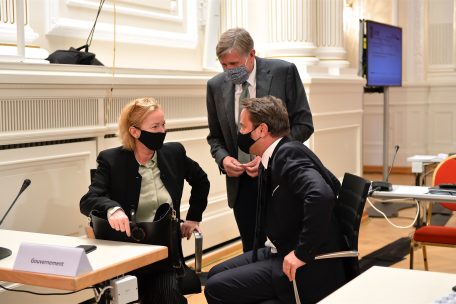 Covid-19 / Die Teststrategie der Regierung hat mehr Erfolg als ihre Kommunikationsstrategie