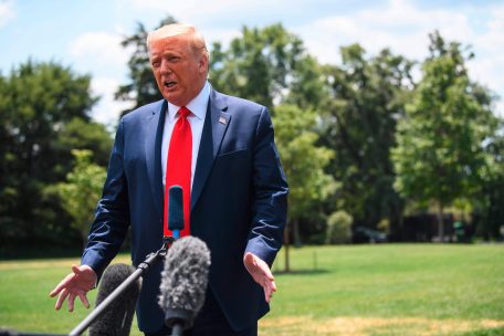 Schlechte Umfragewerte / Trump tauscht seinen Wahlkampfmanager aus