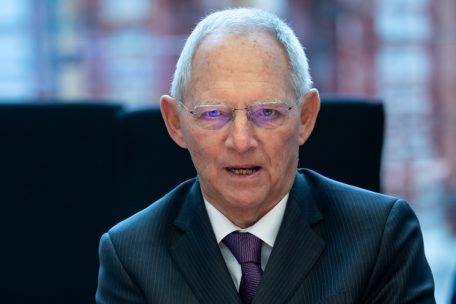 Deutschland / Wolfgang Schäuble lobt Jens Spahn – das befeuert die Spekulationen um den CDU-Vorsitz