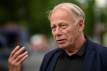 Interview / Grünen-Außenexperte Trittin lobt deutsche Rolle beim Brüsseler Gipfeltreffen