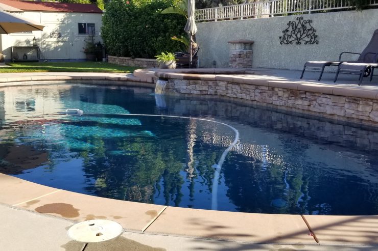 Plantschen daheim / Dieses Zubehör darf beim Swimmingpool im Garten nicht fehlen