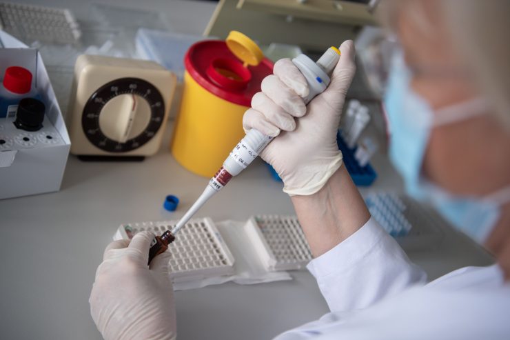 Corona-Pandemie / 104 Neuinfektionen am Freitag gemeldet