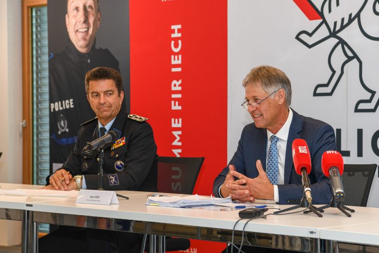 Einstellungsoffensive / Kox: Polizeiausbildung wird auf zwei Jahre verkürzt