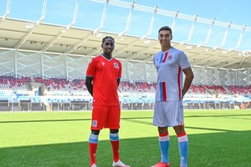 Fußball / Nationalmannschaft präsentiert neue Trikots