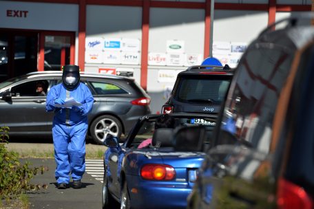 Corona-Kontrollen / Zum Shoppen nach Trier: Viele Regeln, wenig Klarheit