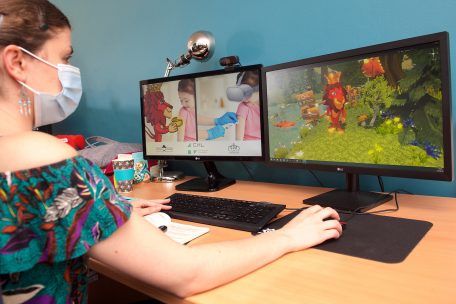 Mithilfe von unterschiedlichen Universen sollen junge Patienten w&auml;hrend schmerzhaften Behandlungen abgelenkt werden