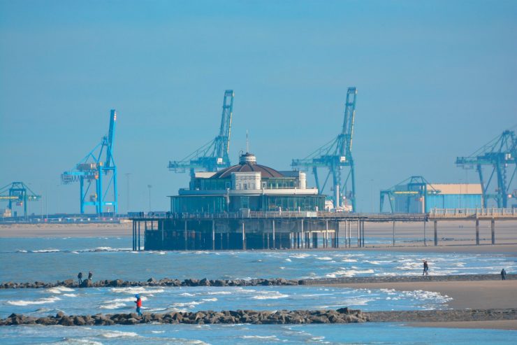 Urlaub / Mehrere belgische Badeorte sperren Tagestouristen nach Massenschlägerei in Blankenberge aus