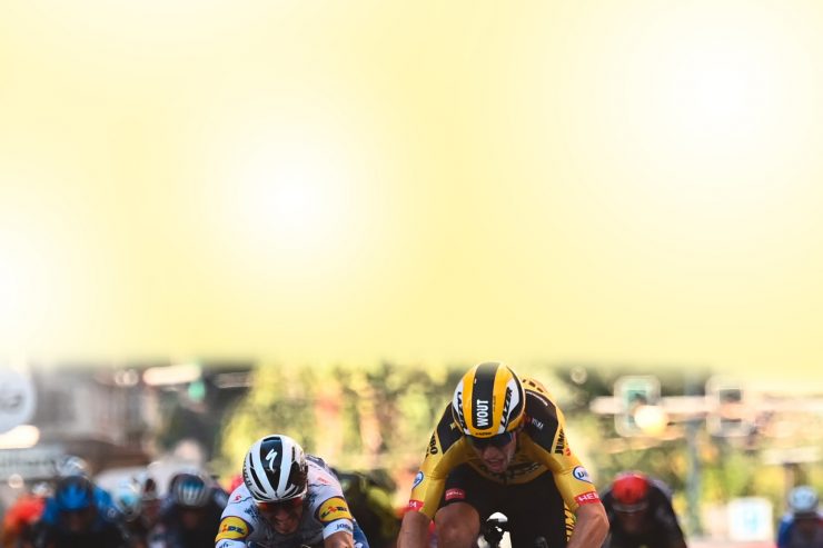 Radsport / „Der Beste hat gewonnen“: Van Aert bezwang Alaphilippe bei Mailand-Sanremo