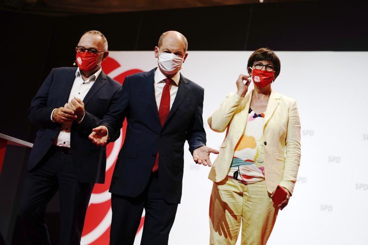 Deutschland / Das Universum des Olaf Scholz: Wer den SPD-Kanzlerkandidaten berät und wem er vertrauen muss