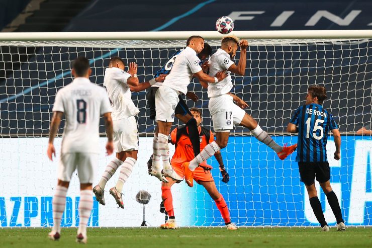 Champions League / Paris Saint-Germain  schafft sehr spät sein Comeback gegen Atalanta Bergamo