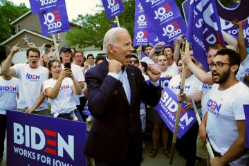 Wahlkampf / Parteitag der US-Demokraten: Warnung vor Trump, Werbung für Biden