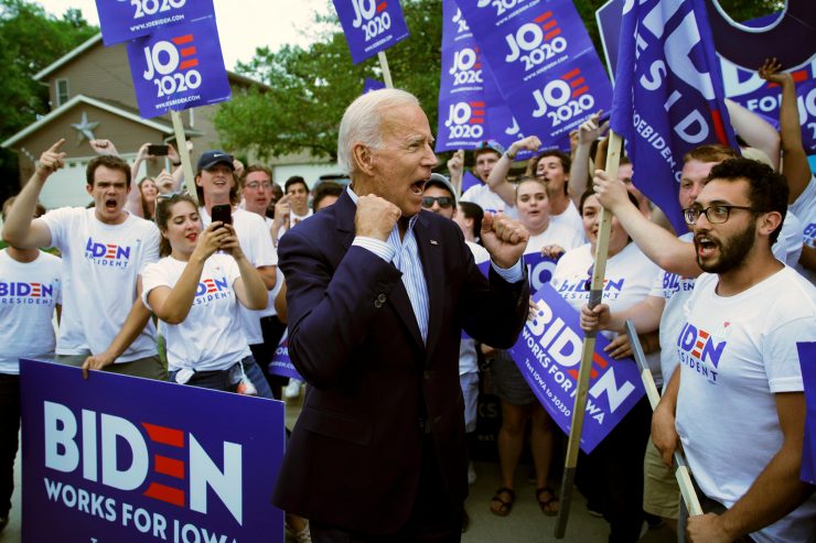 Wahlkampf / Parteitag der US-Demokraten: Warnung vor Trump, Werbung für Biden