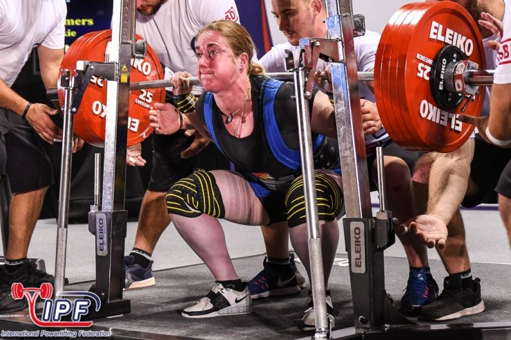 Powerlifting / Ankie Timmers trainiert in Luxemburg und gehört zur Weltelite in dem Sport