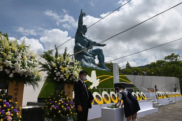 Forum / Hiroshima und Nagasaki:
Kapitulation durch die Atombomben?