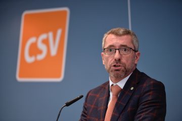 Editorial / Der Grußaugust: Die Krise der CSV besteht nicht nur aus einer Personalie