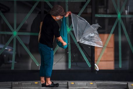 Unwetter / Taifun „Haishen“ trifft auf Süden Japans