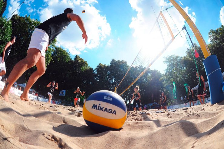 Esch / Luxembourg Beach Open in Light-Version vor der Gemeinde 