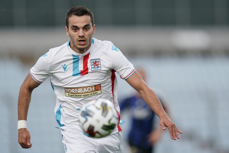 Fußball / Waasland-Beveren will Sinani ausleihen