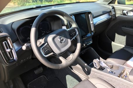 Komfort, Ergonomie und Wohlfühlen statt Prunksucht: Das XC40 gibt sich elegant und zurückhaltend