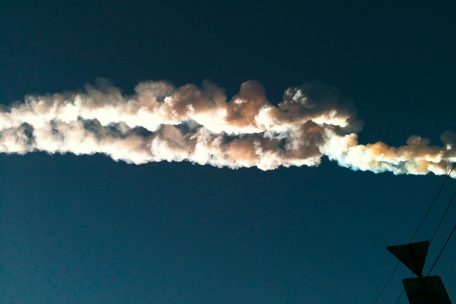 Asteroid / Einen Tag vor den US-Wahlen besucht uns ein Asteroid