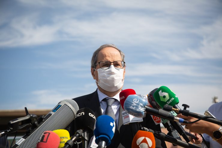 Spanien / Absetzung des Ministerpräsidenten verschärft Krise in Katalonien