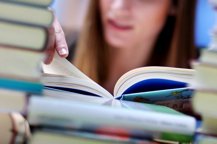 Luxemburgisch lernen / Der neue Band von „Schwätzt Dir Lëtzebuergesch?“ ist da – Sprachstufe B1 verfügbar